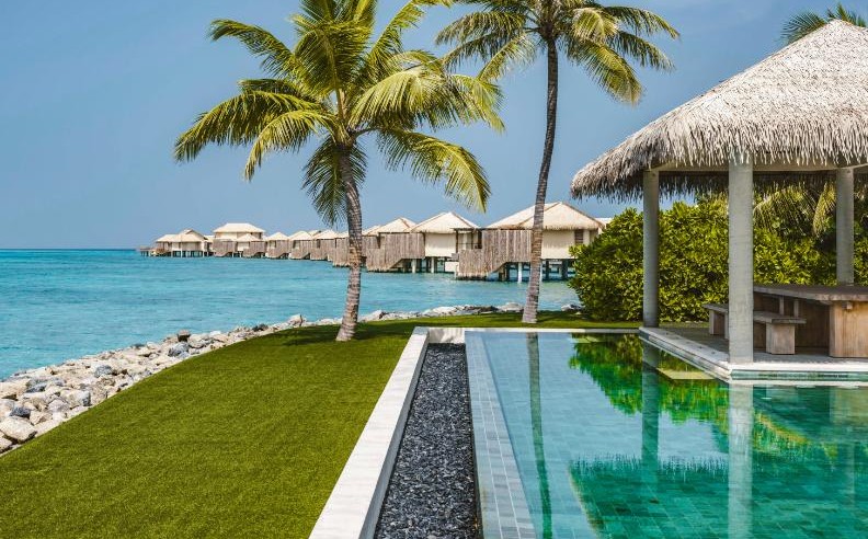 Qatar National Day Maldives Escape at InterContinental