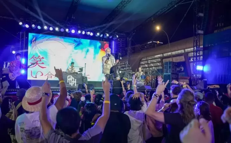 Live Competitions and Performances