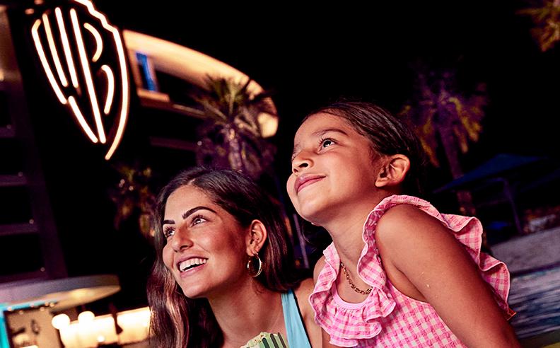 Christmas Tree Lighting & Takeaway Turkey