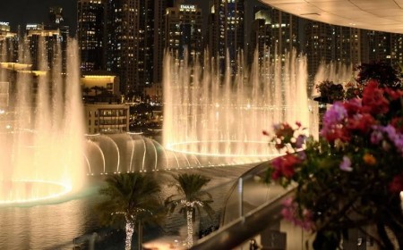 Private Promenade Access by the Fountains of Dubai Mall with Burj Khalifa Firework Views
