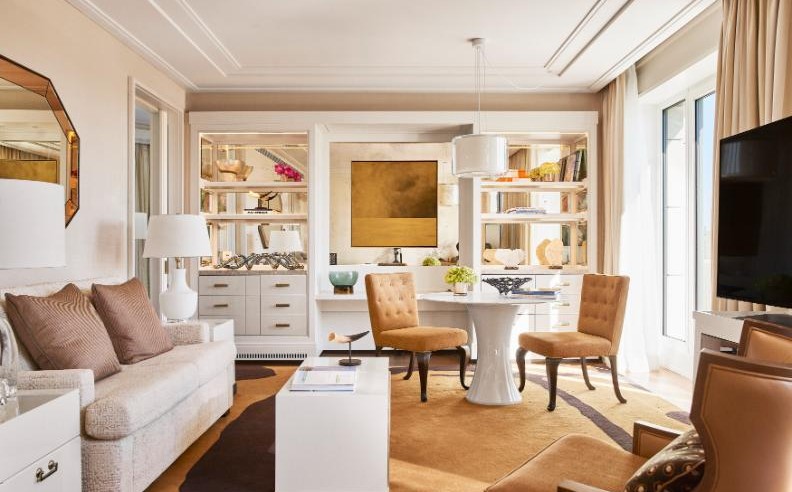 تجربة أجنحة VIP في فورسيزونز مدريد