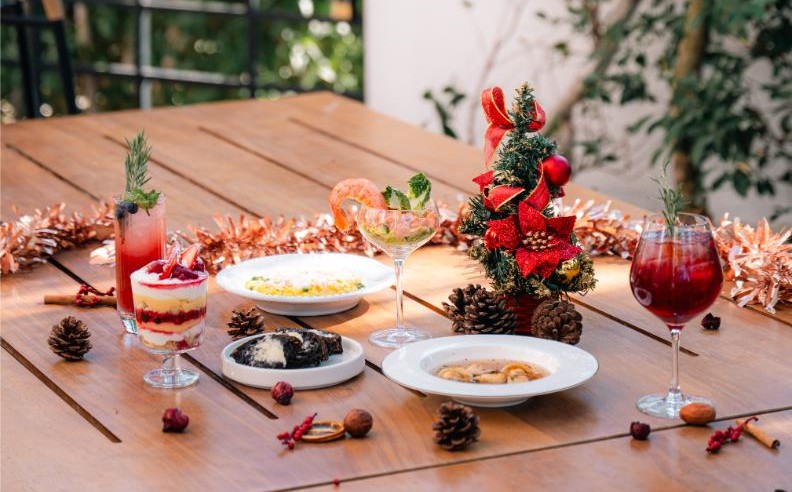 Christmas Lunch and NYE Drunch at Mika