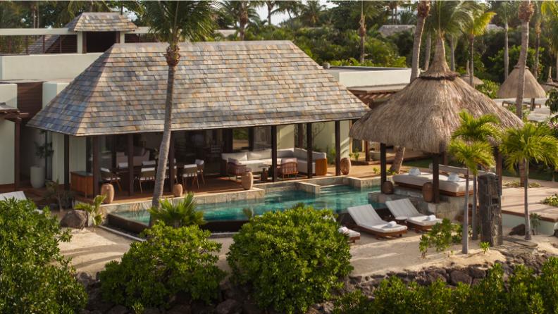 عالمٌ غامر بأشهى النكهات