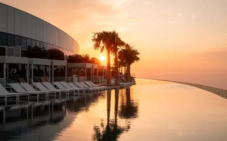 يناير فاخر في Address Beach Resort تجربة طعام واستجمام بأسلوب راق