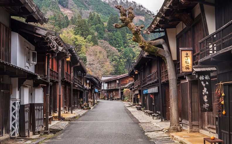 Tobira Onsen Myojinkan: A Luxurious Onsen Retreat in a Mountain Sanctuary