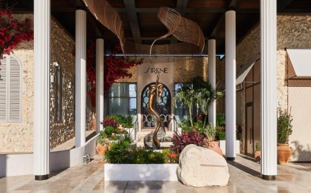 Sirene Beach by GAIA Unveils New Oyster And Caviar Experience Alongside a Refreshed Seasonal Menu