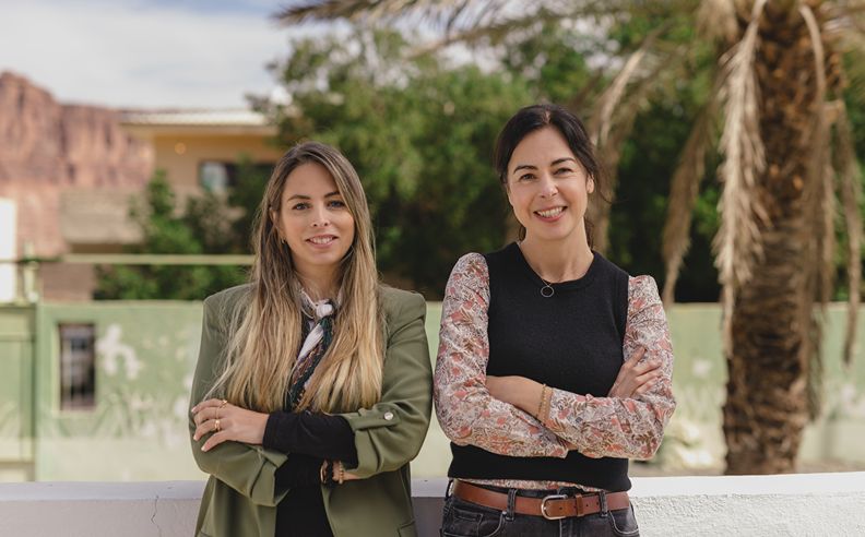 المواقع الطبيعية وتقنيات البناء واستلهام التراث