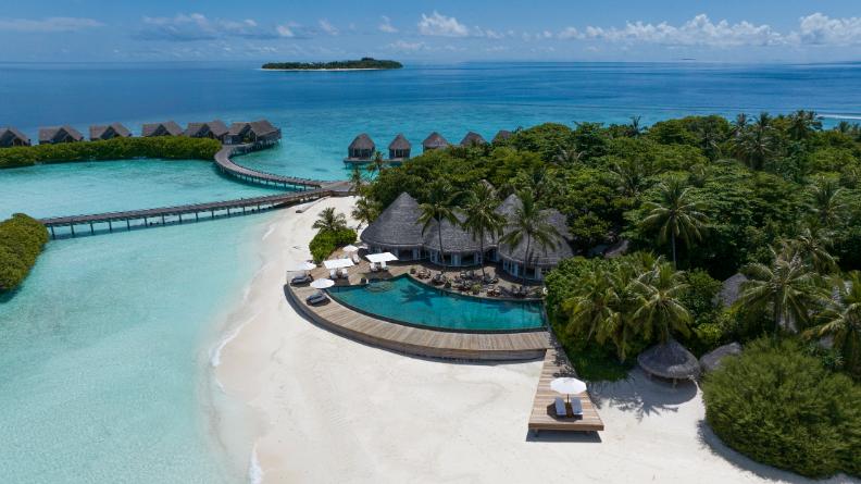 A Celebration of Love and Connection at Milaidhoo Maldives