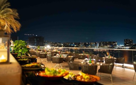 حيث يلتقي رمضان بالضيافة الراقية في فندق هيلتون أبوظبي جزيرة ياس