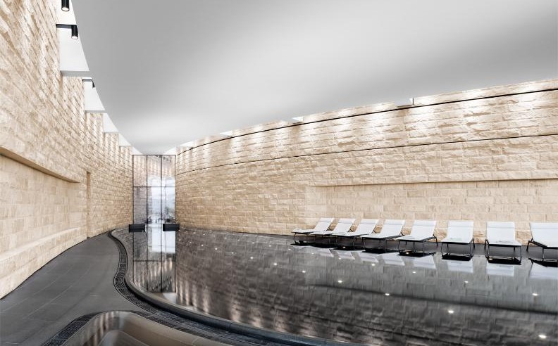 جديد: جلسات العناية بالبشرة من 