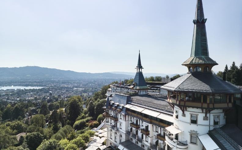 ذا دولدر غراند إشراقة العام الجديد مع لا بريري