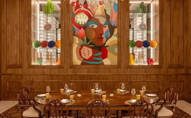 Latin Flavors and Calm Social Spaces