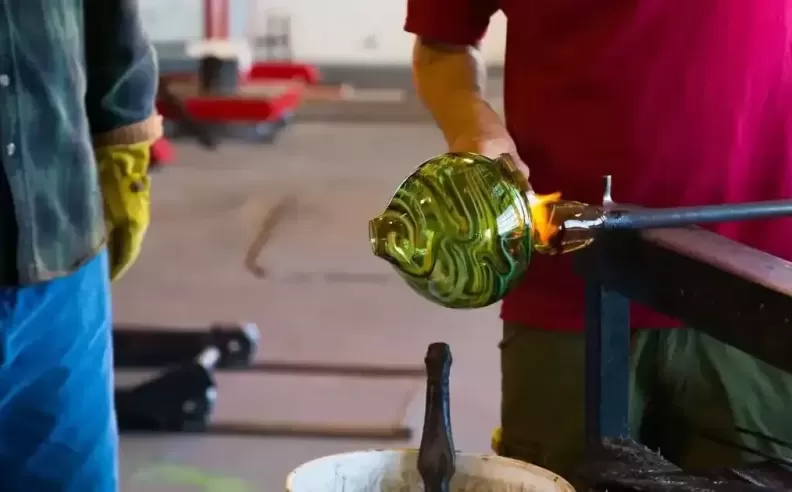 Glass Blowing Between Fire and Creativity A Bold Craft for Modern Men
