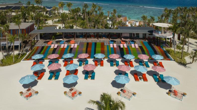 مجموعة من التجارب والأنشطة الفريدة