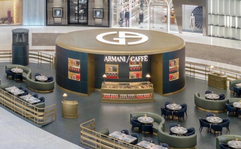 Indulge in the ‘Croissant con Gelato’ at Armani/Caffè