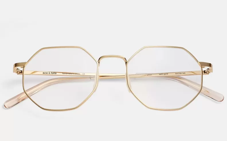 Best Eyeglasses for Oval Faces