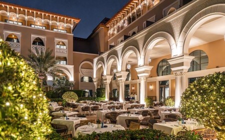 ريكسوس السعديات يدعو الضيوف لاحتفالات الشهر الفضيل