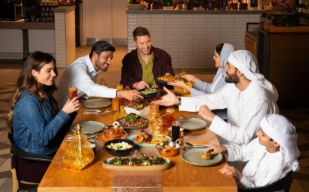 روڤ للفنادق تحتفي بشهر رمضان مع موائد إفطارٍ غامرة بالإنسانية والعطاء