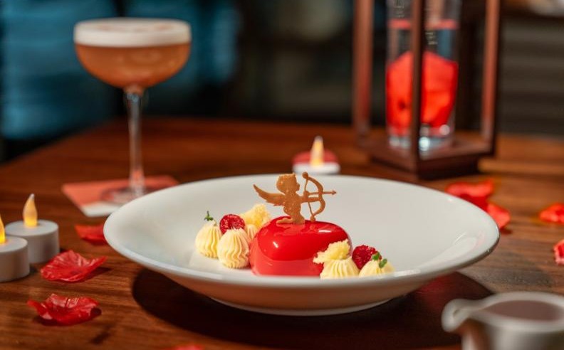 Nalu: Sweeping Valentine’s Moments by the Waves