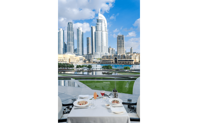 عروض عيد الحب في أرماني دبي أرماني/أمل وديلي وميديترانيو