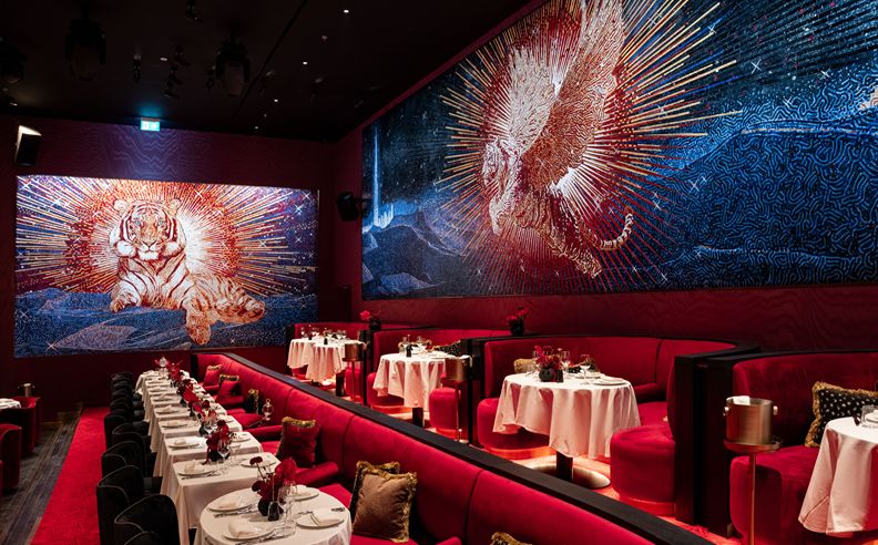 احتفل بعيد الحبّ بأسلوبٍ استثنائي مع تجربة باري بارادي