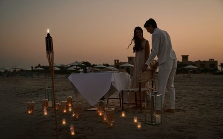 منتجع سوفيتل شاطئ الحمرا يحتفل بعيد الحبّ بمحاذاة البحر