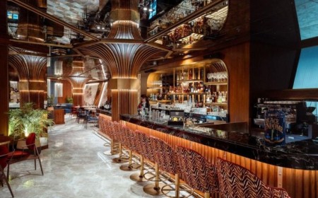 Traffic Hour at Uncut Stay back & Skip The Rush