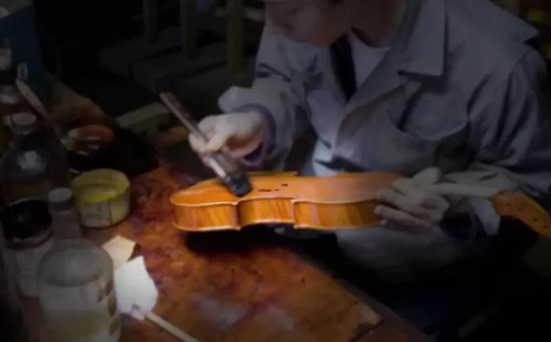 Violin Craftsmanship in Aichi