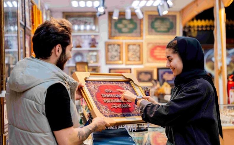 أجنحة قطر وإيران والمغرب في رمضان