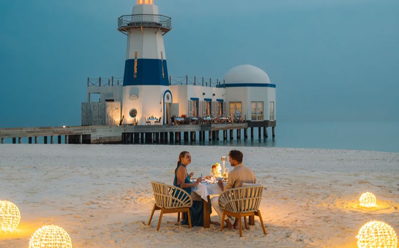 مأكولات عربية وتجارب العيد في منتجع إنتركونتيننتال المالديف