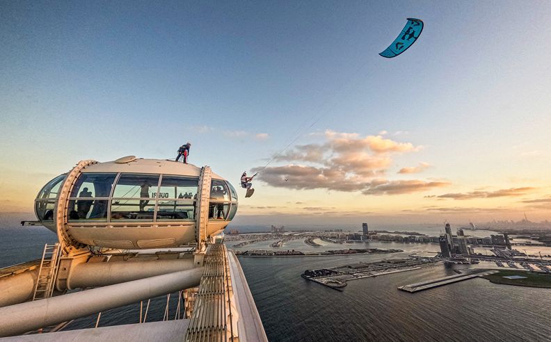 قفزة غير مسبوقة من «عين دبي» – إنجاز يعيد رسم حدود الرياضات الهوائية