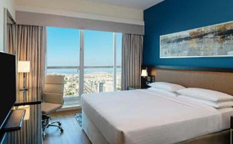 Staycation Packages for Couples, Families & Friends in Dubai