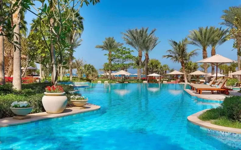 Luxurious Living at the Ritz-Carlton, Dubai