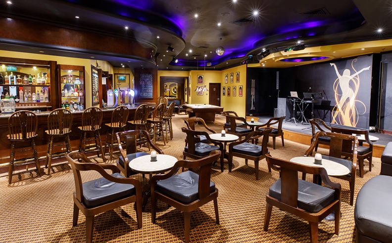 Comedy Kix Launches at Marbles Karaoke Bar Dubai