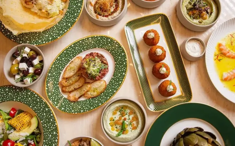 A Balanced Brunch with Interactive Touches