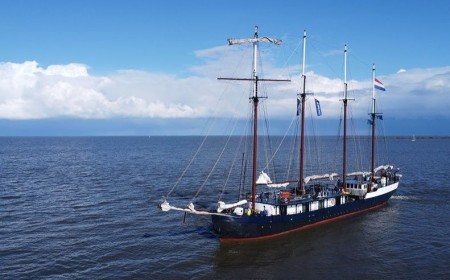 Sail & Bike Tours Combine Nostalgia, Adventure
